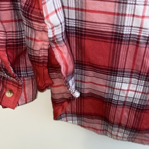 C & C California Kyle Plaid Button Down Rayon Blouse in size m, EUC - Picture 5 of 7